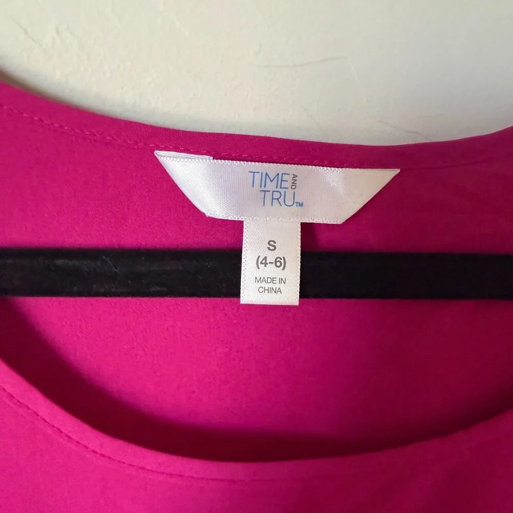 Time and Tru Magenta Pink Tank Top Women's Size S 4-6 Sleeveless Chiffon Blouse